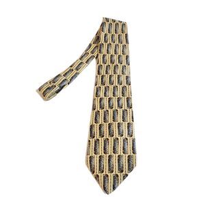 London Fog Yellow Golf Clubs Golf Bag Tie 100% Silk